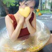 りいさ 1月のプール！ THE ESUTE 渋谷