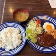 れみ ハンバーグ定食😘✌️ 素人妻御奉仕倶楽部Hip's松戸店