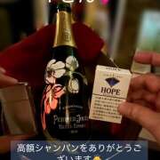 ヒメ日記 2025/12/28 11:03 投稿 ももこ 神田エマニエル