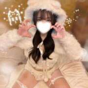 ぴぃち やっほんᕦ(ò_óˇ)ᕤ 学校帰りの妹に手コキしてもらった件 梅田
