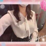 ヒメ日記 2025/03/20 05:45 投稿 弘中 渚 人妻セレブ宮殿