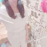 ヒメ日記 2026/08/27 07:15 投稿 弘中 渚 人妻セレブ宮殿
