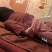 ヒメ日記 2025/12/15 11:55 投稿 飯田 あいな リップスティック