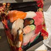 ヒメ日記 2025/01/04 13:02 投稿 香澄　もも OLピンクコレクション