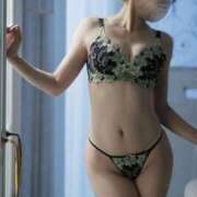 ヒメ日記 2025/12/28 18:24 投稿 山本らいら クラブゴージャス 梅田店