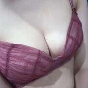 ありさ ☔️ ホワイトベル