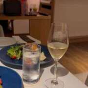 ヒメ日記 2025/12/24 23:28 投稿 かりん THE ESUTE 五反田店