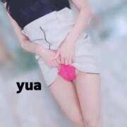 ゆあ 💛久しぶり 仲間達と 同じ顔 同じ場所 でも一つ 君がいない ニュー不夜城