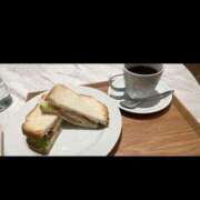 亜紀 おはようございます🤍☕️ モアグループ所沢人妻城