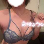 ヒメ日記 2026/05/08 08:30 投稿 なつめ もしも素敵な妻が指輪をはずしたら・・・