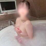 ヒメ日記 2025/12/23 06:08 投稿 柚子ももな 密着ヌルヌル 高級やみつきエステ厚木店