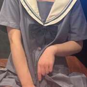 柚子ももな 💌写真撮りながらビンビンなニキ 密着ヌルヌル 高級やみつきエステ厚木店