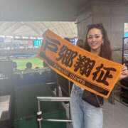 ヒメ日記 2025/08/06 09:58 投稿 挟まれるしかないでしょ？『ぷー』 ESSENCE