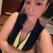 ヒメ日記 2025/08/28 12:32 投稿 挟まれるしかないでしょ？『ぷー』 ESSENCE