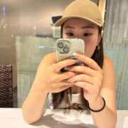 ヒメ日記 2025/09/06 08:27 投稿 挟まれるしかないでしょ？『ぷー』 ESSENCE