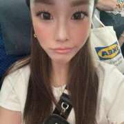 ヒメ日記 2025/10/09 08:50 投稿 挟まれるしかないでしょ？『ぷー』 ESSENCE