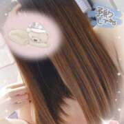 ヒメ日記 2025/11/04 16:20 投稿 ゆず スチュワーデス