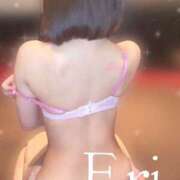 衿（えり） パネル変わりました❣️ 男爵