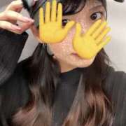 もも☆ 前髪ぱっつんやめようかな❣️ 粋美　suibi