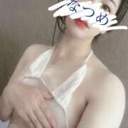 なつめ 今週も❤️🤍 マイクロビキニSPA TOKYO