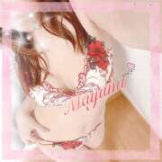 新人　まゆみ 年末まであっという間 MADAME Luxe