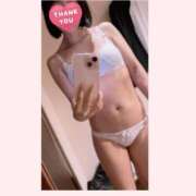 浅野りりあ 出勤中です リップスティック