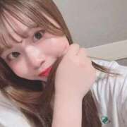 早乙女せりか 久々の😘🩷 ウルトラホワイト