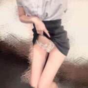 かなえ 出勤してます！ コスプレ痴漢電車