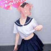 さり いつも会いに来てくれてありがとう🩷 素敵な女の子は好きですか？