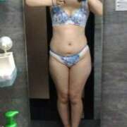 ヒメ日記 2025/11/04 07:49 投稿 みどり 熟女総本店 堺東店