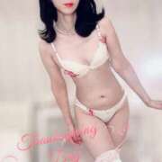 ヒメ日記 2025/10/25 20:51 投稿 水瀬えま マダムと紳士