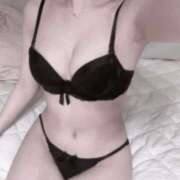 ヒメ日記 2025/05/08 12:57 投稿 めぐる☆恋人同士の距離感 激安フェアリーワンダーランド～従順ど変態＆濃厚ど痴女まみれ〜大人の遊園地〜