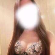 一色　かりな 💘 リップスティック