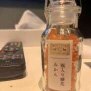 ヒメ日記 2025/04/05 02:22 投稿 涼音まり 全裸美女からのカゲキな誘惑