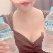 ヒメ日記 2025/08/19 19:02 投稿 須川かえで 全裸美女からのカゲキな誘惑