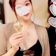 ヒメ日記 2025/09/26 13:42 投稿 須川かえで 全裸美女からのカゲキな誘惑