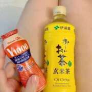 ヒメ日記 2025/10/20 16:12 投稿 須川かえで 全裸美女からのカゲキな誘惑