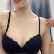 ヒメ日記 2025/10/27 11:32 投稿 須川かえで 全裸美女からのカゲキな誘惑