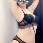 ヒメ日記 2025/10/27 14:42 投稿 須川かえで 全裸美女からのカゲキな誘惑