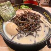 ヒメ日記 2025/11/28 22:32 投稿 須川かえで 全裸美女からのカゲキな誘惑