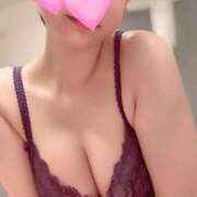 ヒメ日記 2025/12/09 10:02 投稿 須川かえで 全裸美女からのカゲキな誘惑