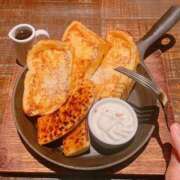 ヒメ日記 2025/12/19 17:22 投稿 須川かえで 全裸美女からのカゲキな誘惑