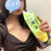 ヒメ日記 2026/05/28 12:23 投稿 須川かえで 全裸美女からのカゲキな誘惑