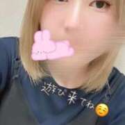 なぎ お店に居るよ〜😳 私立にじいろ女学園～横浜校～