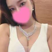 水沢　じゅり 昨日も完売本当にありがとう🩷 アムアージュ