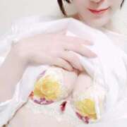 ヒメ日記 2025/04/28 21:00 投稿 ありさ【ロイヤルOP対応】 あなたの全てを包み込む　優しいひとづま