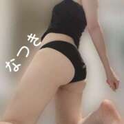 なつき 今日のおしり🍑🍑🍑 かりんと神田