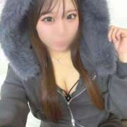 【かな】パイパン小柄美女 楽しいことしよ？ バブルリングプラス