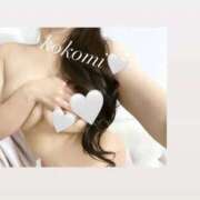 佐々木ここみ おはようございます🤍 月の真珠-新宿-