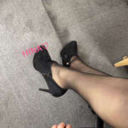 ひな 靴壊れたから…💔 ゴールドハンズ